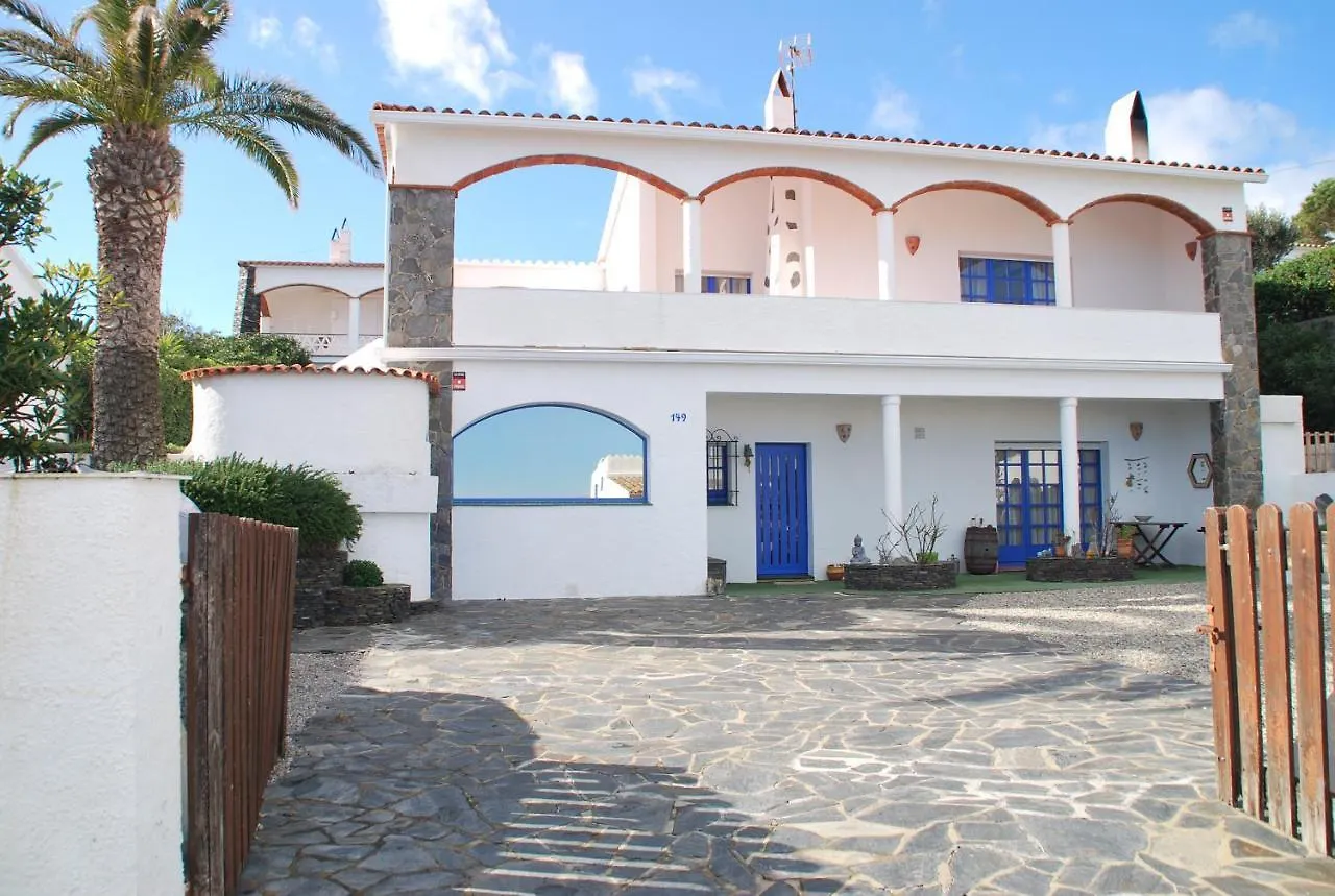 Es Caials Daire Cadaqués 0*,  İspanya